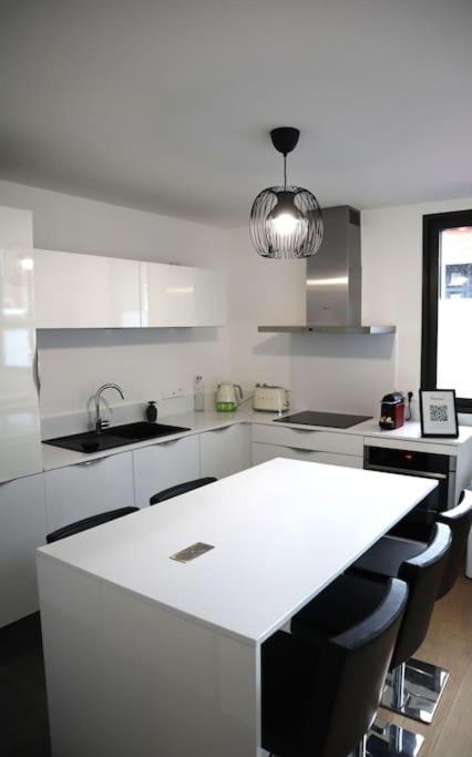 אמיינס Superbe Duplex En Hypercentre Ville מראה חיצוני תמונה