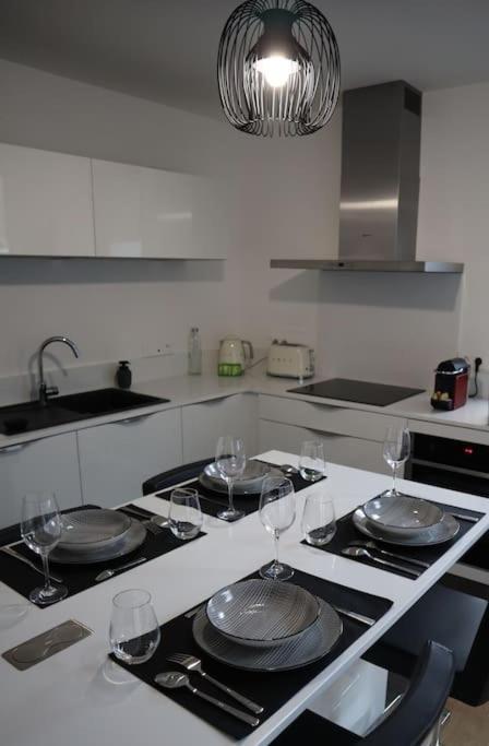 אמיינס Superbe Duplex En Hypercentre Ville מראה חיצוני תמונה